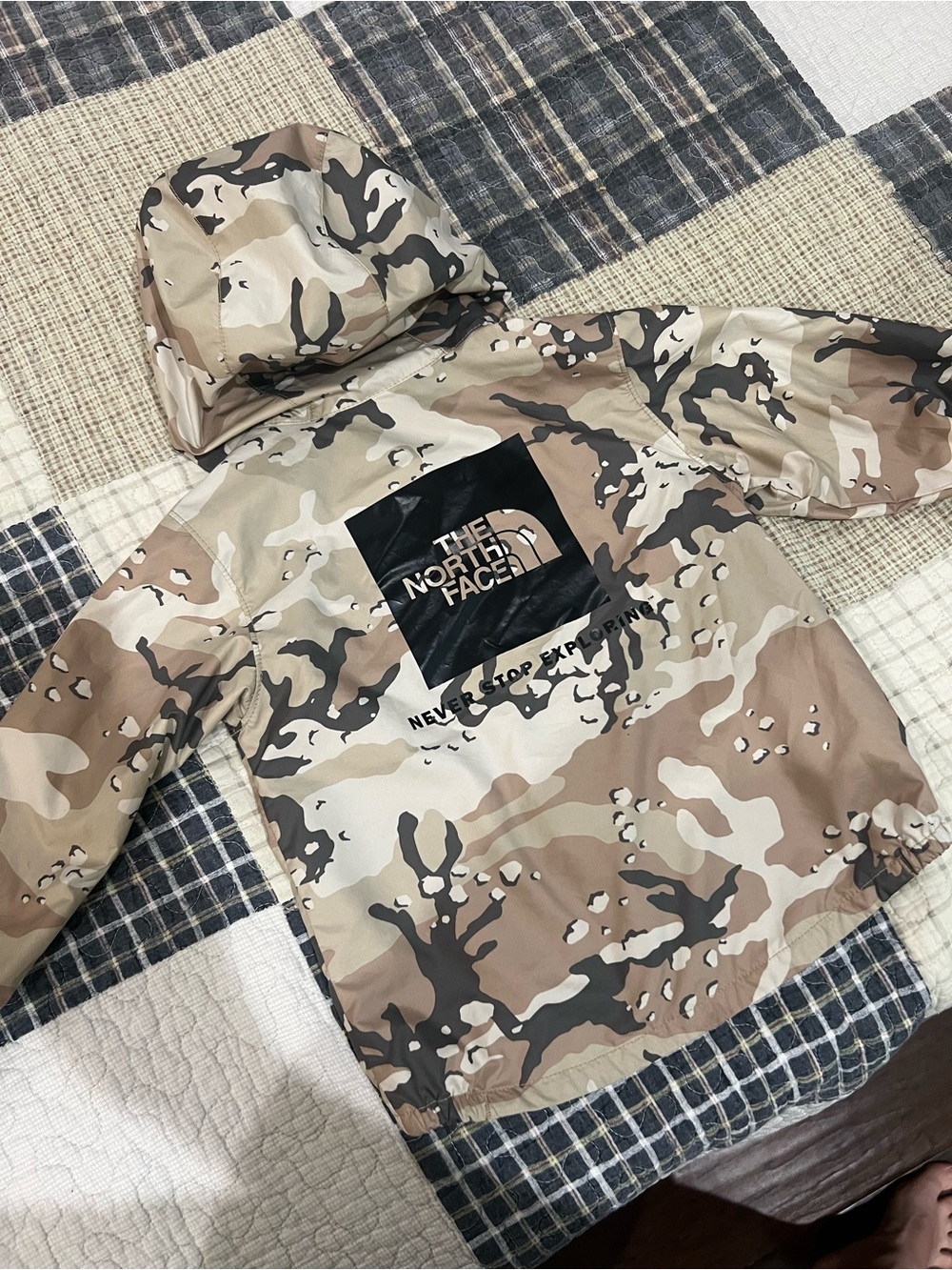 Bundle 2T Boys Jackets (rain jackets & puffer jacket) - Picture 3 of 5